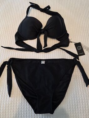 NWT Relleciga Women’s Black Halter Tie Push Up Top Bikini Set